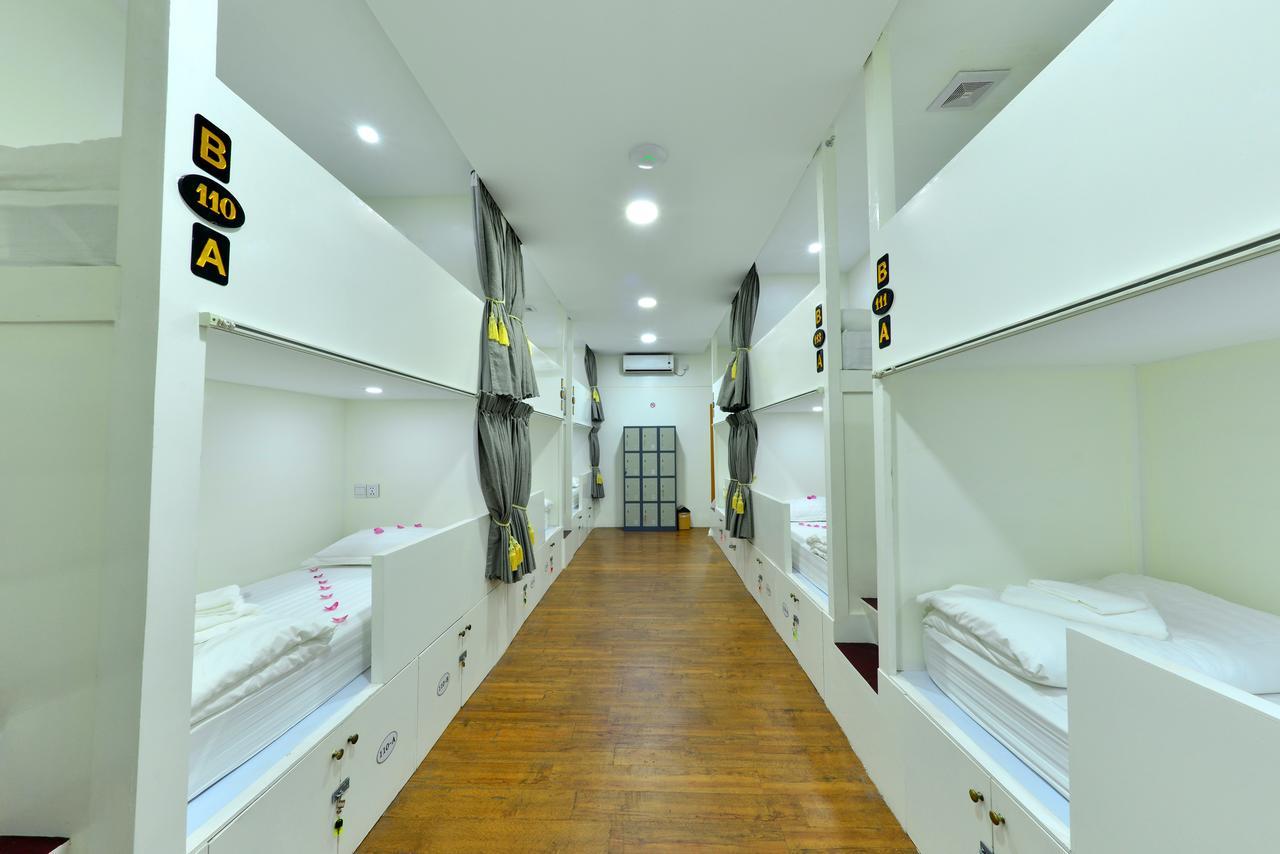 Backpacker Hostel (Adults Only) Rangoon Eksteriør billede