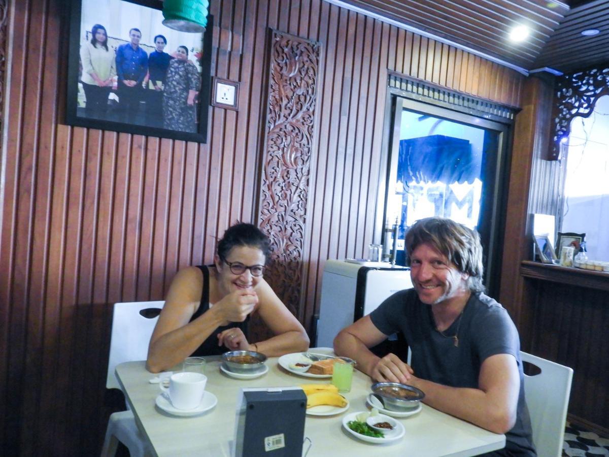 Backpacker Hostel (Adults Only) Rangoon Eksteriør billede